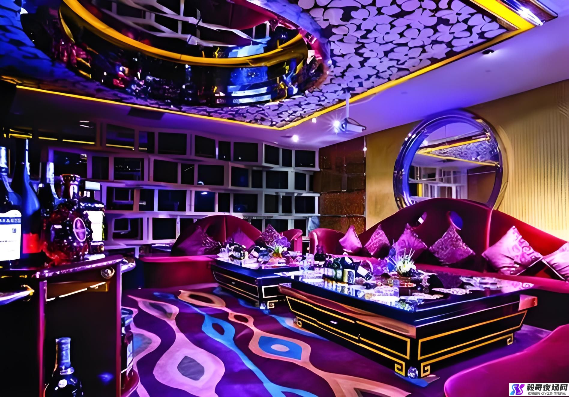 厦门的夜生活：探索文化与娱乐的多彩街区